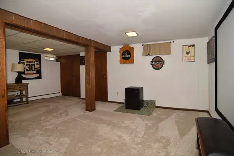387 Maple St, Warwick, RI 02888 photo 23
