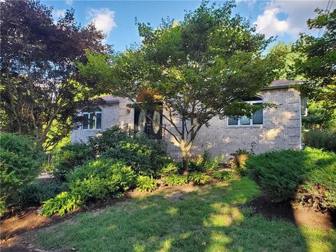 56 Doolittle St, Coventry, RI 02816 photo 3