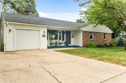 90 Spofford Ave, Warwick, RI 02888 photo 1