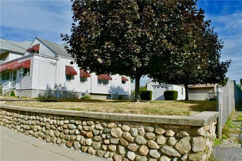 134 Carnation St, Woonsocket, RI 02895 photo 3