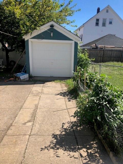 137 Third Ave, Woonsocket, RI 02895 photo 2