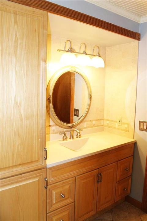 204 Gordon Ave, Warwick, RI 02889 photo 10