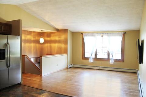 204 Gordon Ave, Warwick, RI 02889 photo 8