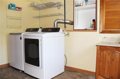 204 Gordon Ave, Warwick, RI 02889 photo 17