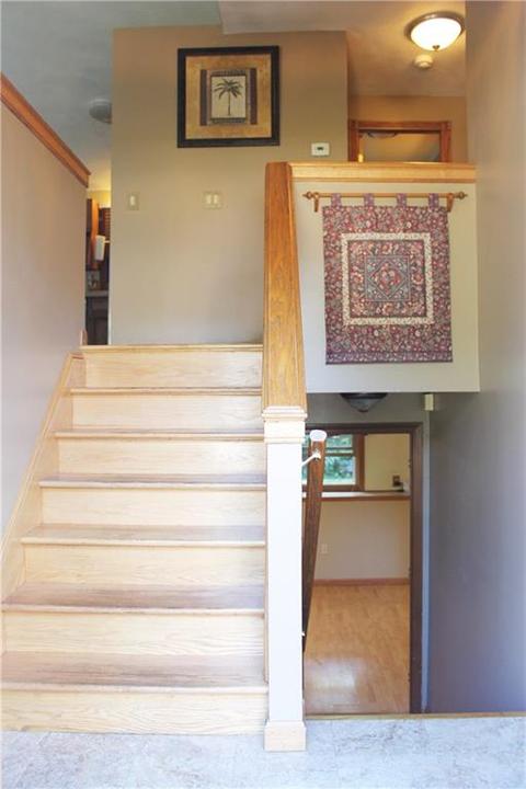 204 Gordon Ave, Warwick, RI 02889 photo 5