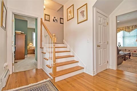 80 Maple Ln, Bristol, RI 02809 photo 7