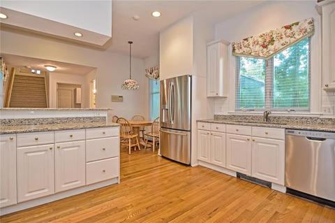80 Maple Ln, Bristol, RI 02809 photo 15