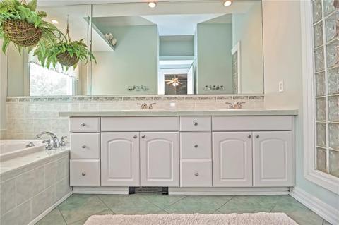 80 Maple Ln, Bristol, RI 02809 photo 21