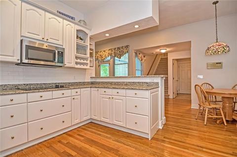 80 Maple Ln, Bristol, RI 02809 photo 18
