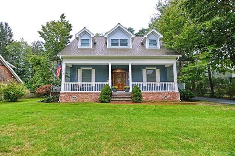 80 Maple Ln, Bristol, RI 02809 photo 3
