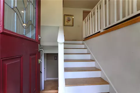 1 Mockingbird Dr, Exeter, RI 02822 photo 4