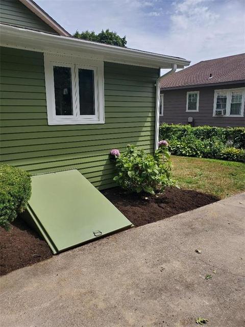 25 Booth Ave, Warwick, RI 02888 photo 2
