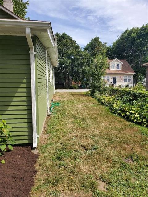 25 Booth Ave, Warwick, RI 02888 photo 3