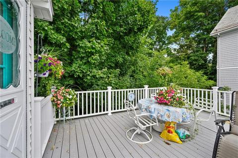 137 Grand St, Woonsocket, RI 02895 photo 5