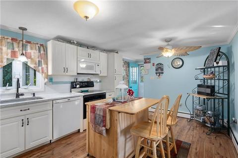 137 Grand St, Woonsocket, RI 02895 photo 10