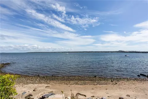 10 Riptide Dr, North Kingstown, RI 02874 photo 10