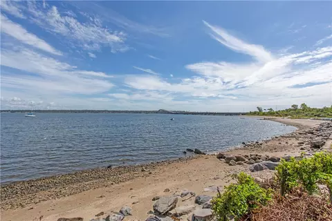 10 Riptide Dr, North Kingstown, RI 02874 photo 1