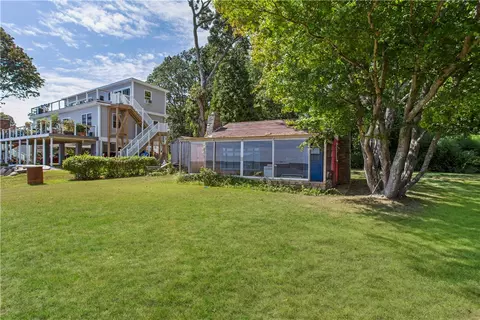 10 Riptide Dr, North Kingstown, RI 02874 photo 3