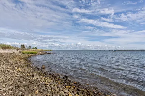 10 Riptide Dr, North Kingstown, RI 02874 photo 13