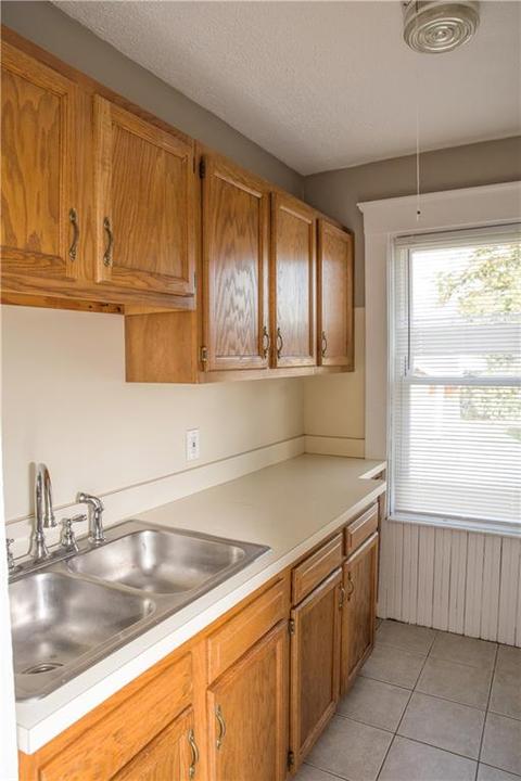 107 Mt St Charles Ave, Woonsocket, RI 02895 photo 6