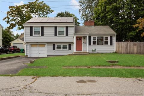 55 Budlong Ave, Warwick, RI 02888 photo 1