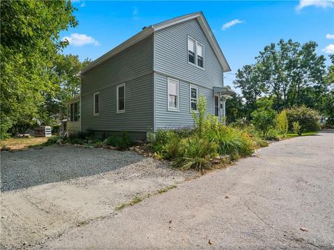 107 Read Ave, Coventry, RI 02816 photo 3