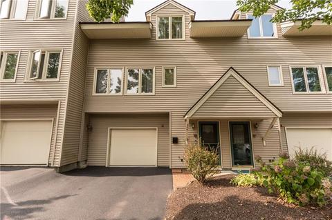 206 Holley Ln, Woonsocket, RI 02895 photo 1