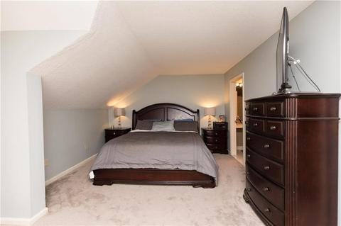 206 Holley Ln, Woonsocket, RI 02895 photo 38