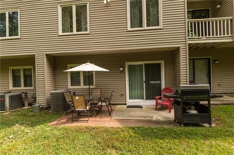206 Holley Ln, Woonsocket, RI 02895 photo 4