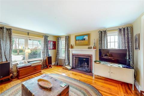 111 Mayfair Rd, Warwick, RI 02888 photo 7