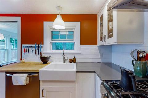111 Mayfair Rd, Warwick, RI 02888 photo 9