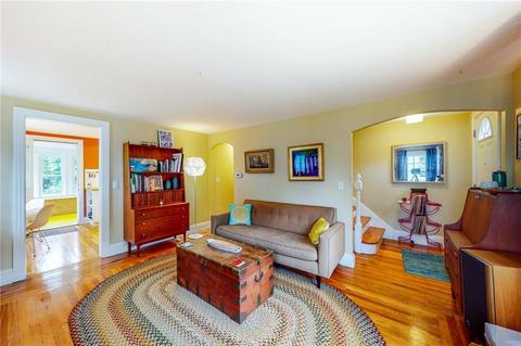 111 Mayfair Rd, Warwick, RI 02888 photo 4