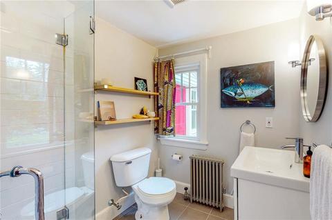 111 Mayfair Rd, Warwick, RI 02888 photo 16