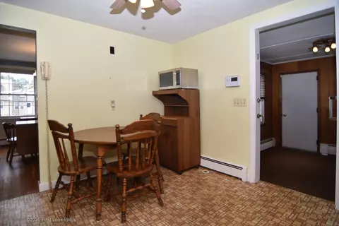 8 Floyd Rd, Warwick, RI 02888 photo 10