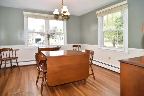 8 Floyd Rd, Warwick, RI 02888 photo 11