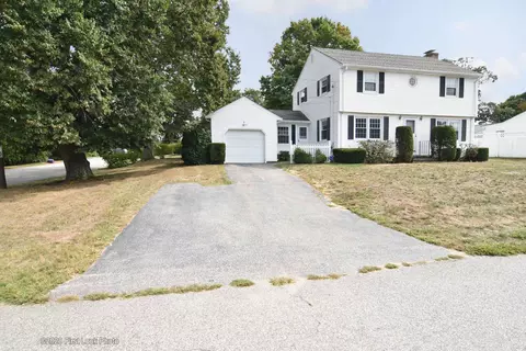 8 Floyd Rd, Warwick, RI 02888 photo 27