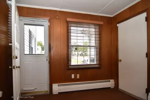 8 Floyd Rd, Warwick, RI 02888 photo 25