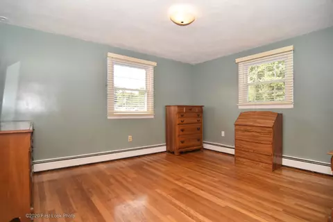 8 Floyd Rd, Warwick, RI 02888 photo 18