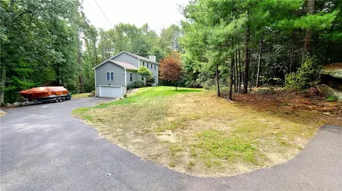 45 Weeks Hill Rd, Coventry, RI 02816 photo 2