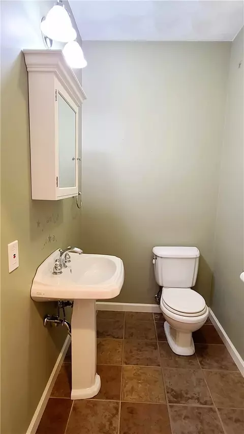 45 Weeks Hill Rd, Coventry, RI 02816 photo 25