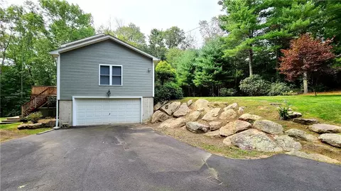 45 Weeks Hill Rd, Coventry, RI 02816 photo 8