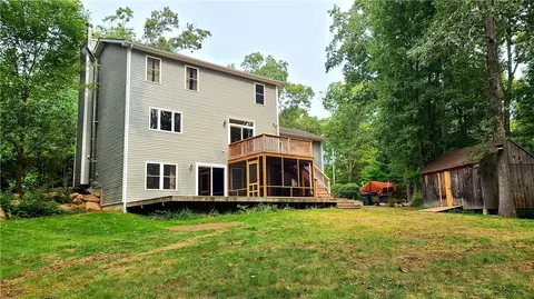 45 Weeks Hill Rd, Coventry, RI 02816 photo 4