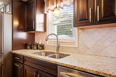 91 Crystal Dr, Warwick, RI 02889 photo 9