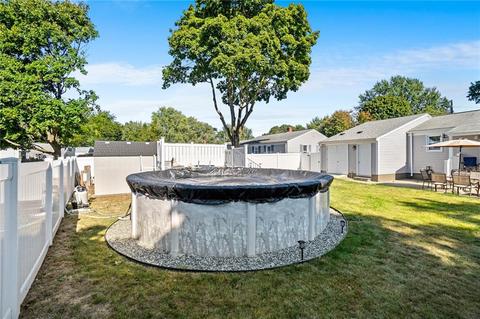 91 Crystal Dr, Warwick, RI 02889 photo 35