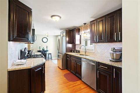 91 Crystal Dr, Warwick, RI 02889 photo 8