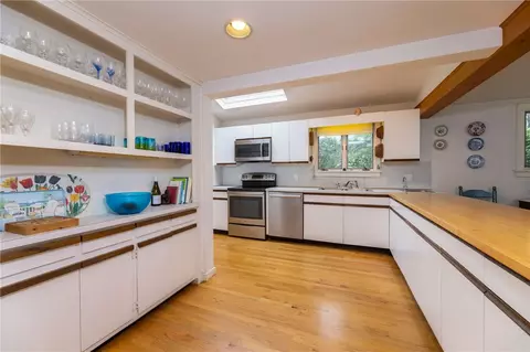 76 Wagner Rd, Westerly, RI 02891 photo 10