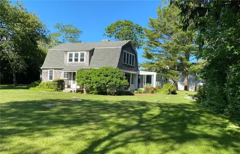 76 Wagner Rd, Westerly, RI 02891 photo 2