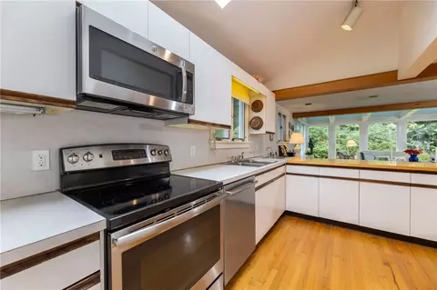 76 Wagner Rd, Westerly, RI 02891 photo 13