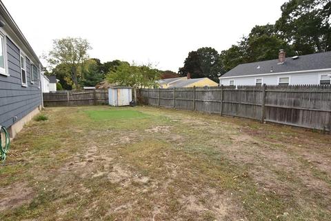 21 Pinegrove Ave, Warwick, RI 02889 photo 9