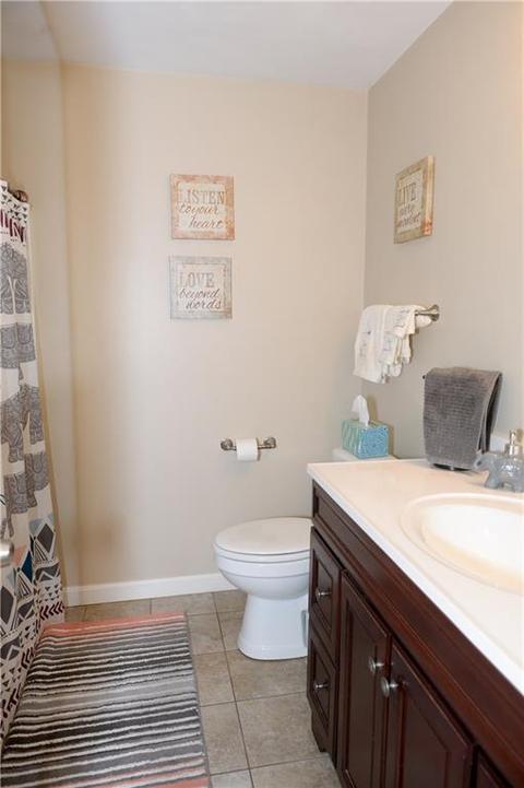 61 Taplow St, Warwick, RI 02889 photo 6